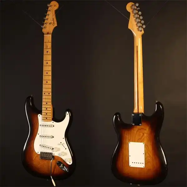 The Stratocaster #0100