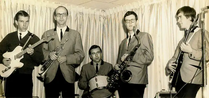 On the left, Jerry Madderra with his hybrid Telecaster/Stratocaster. The Strat neck came from the second prototype.