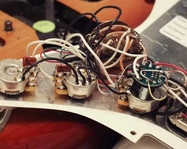 S-1 switch and Delta Tone System of a 2005 American Series Stratocaster
