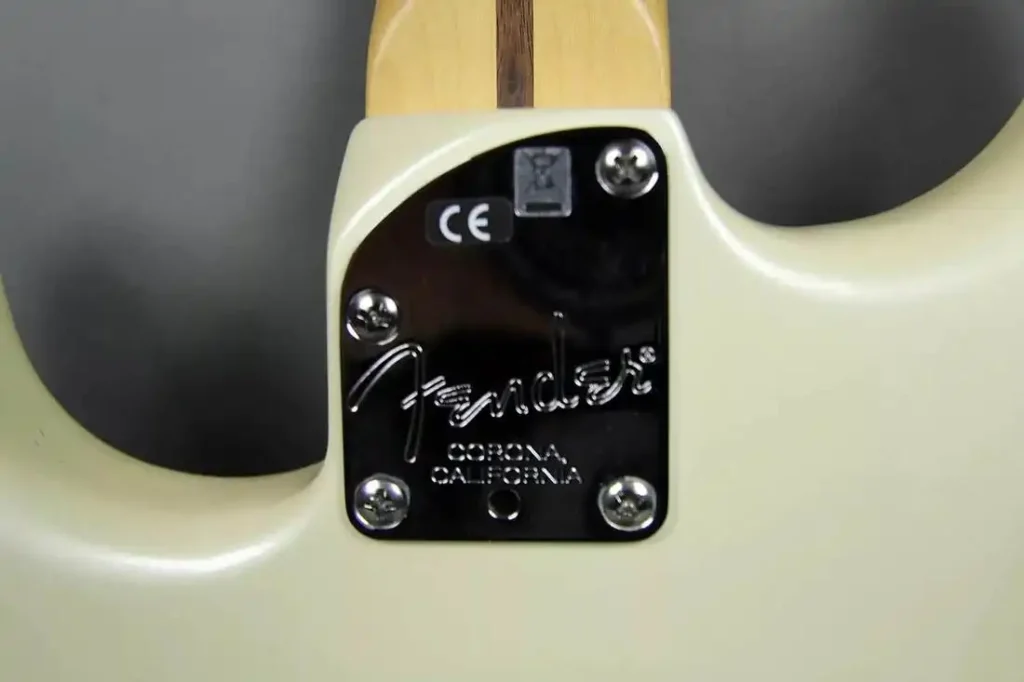 American Deluxe Stratocaster Neck Heel