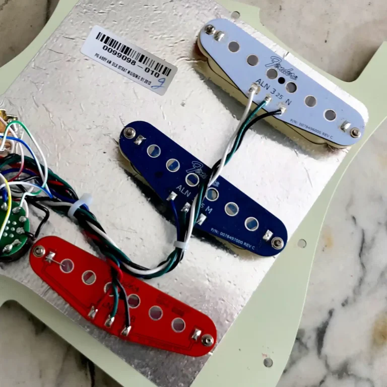N3 Noiseless Pickup, Back