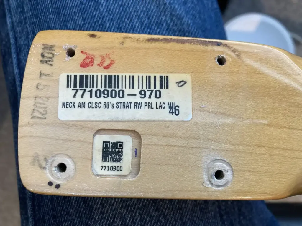 American Original Strat neck QR code