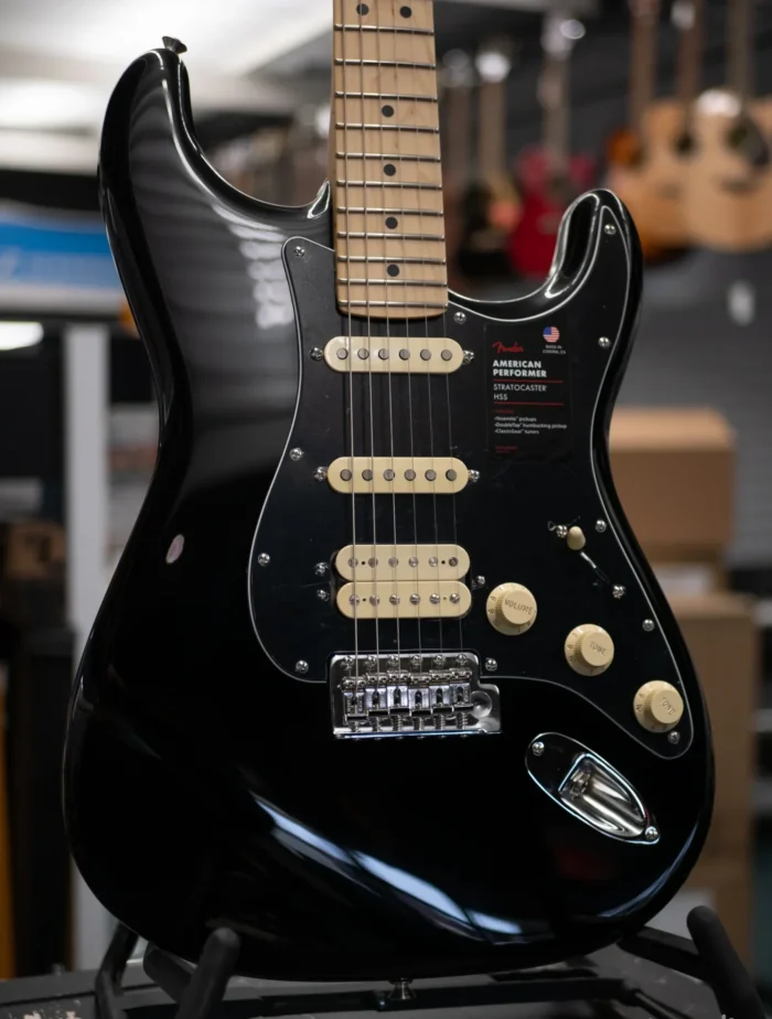American Performer Stratocaster HSS