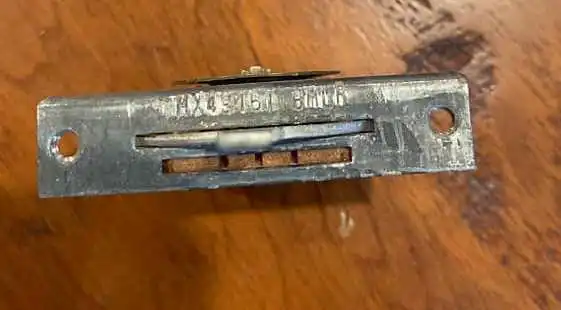 Oak Grigsby MX49161 6MLR selector, top view