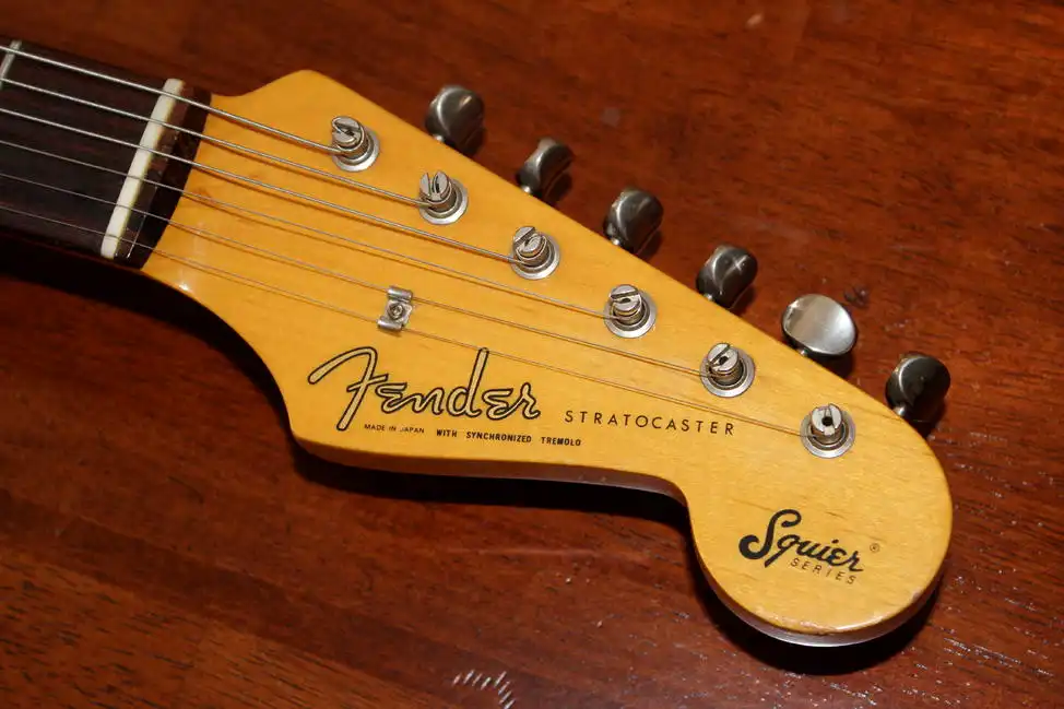 JV Squier Series Headstock (Photo Courtesy: Roll4Speed)