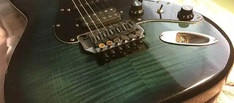 US Contemporary Strat body