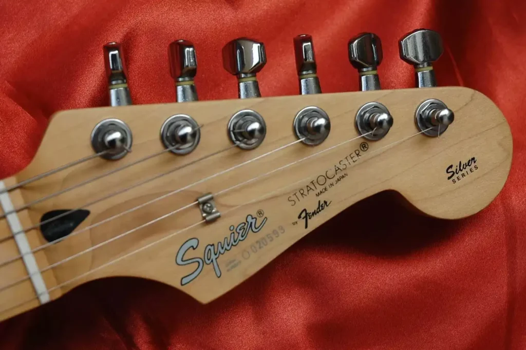 Squier Silver Series Headstock