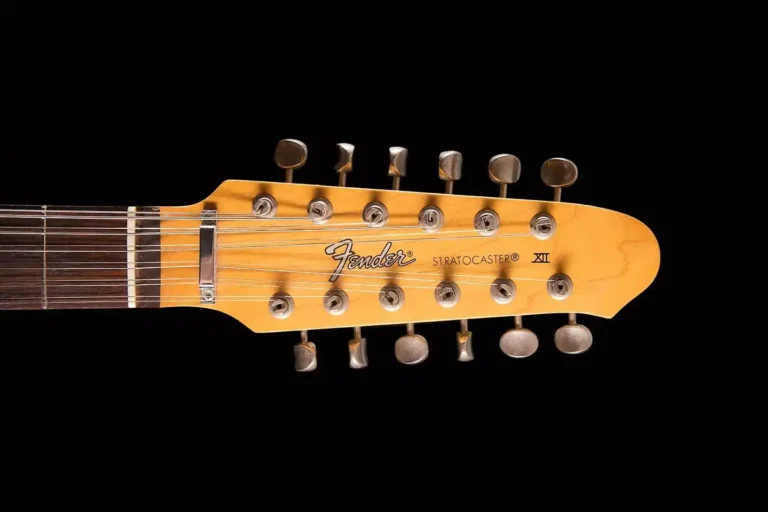 Stratocaster XII Headstock