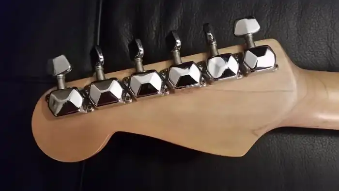 Low-budget trapezoid tuners manufactured by Jin Ho