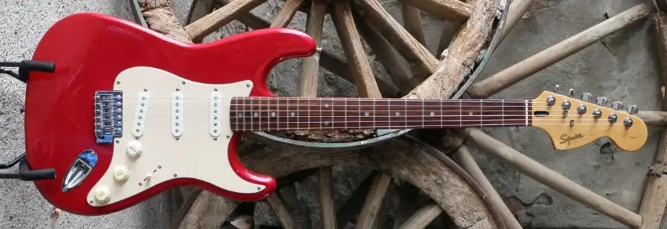 2000 Squier Standard Stratocaster