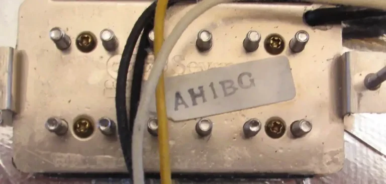 Bottom Side of the Humbucking pickup used on the Set-Neck, Carved Top, and Contemporary Stratocasters