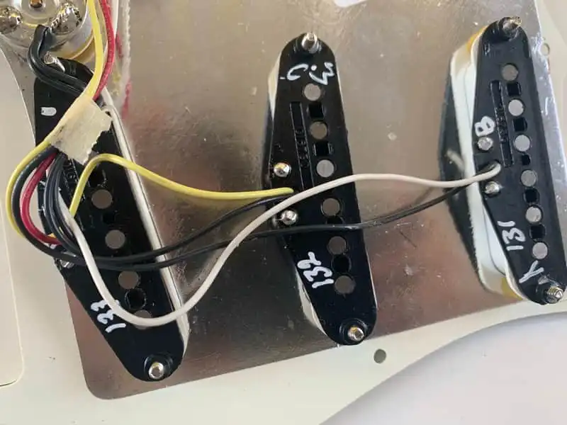 Player Strat Pickups