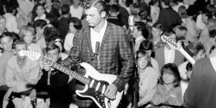 Dick Dale live