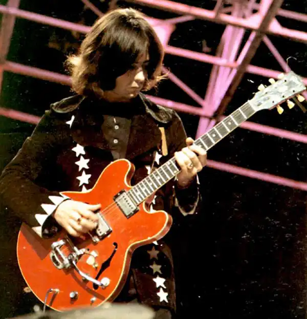 Ritchie Blackmore playing his Gibson ES-335 in his early years