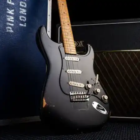 COVER - David Gilmour Strats